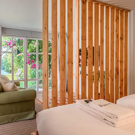 Liiiving In - Foz Garden House Feriehus Porto