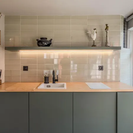Liiiving In - Foz Garden House Oporto
