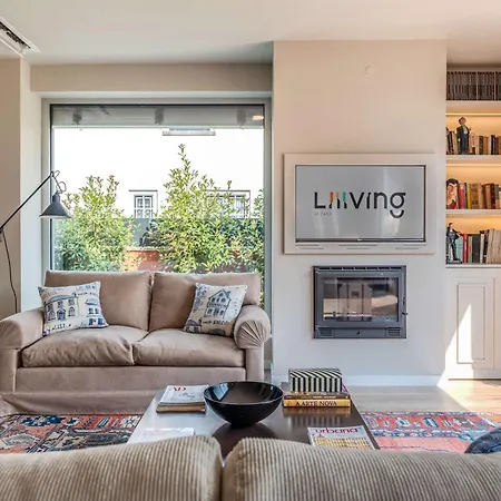 Liiiving In - Foz Garden House Semesterbostad