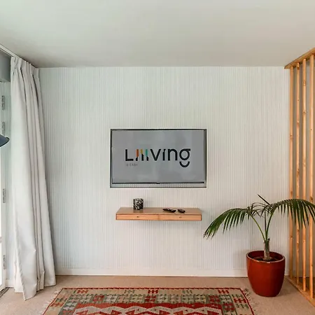 Liiiving In - Foz Garden House Feriehus Porto
