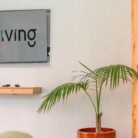 Liiiving In - Foz Garden House Oporto